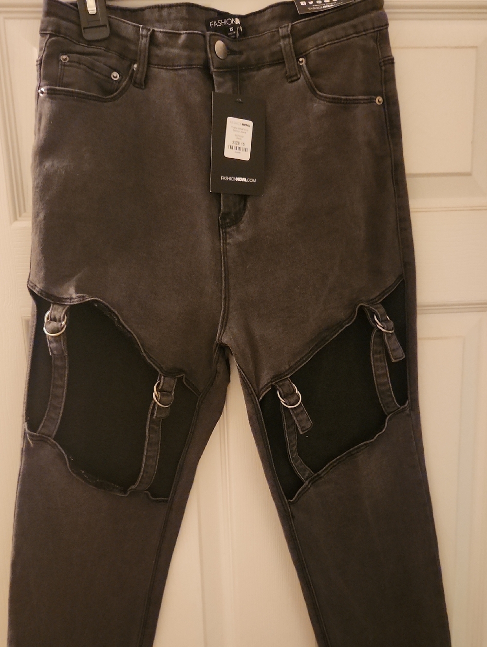 Fashion Nova Men’s Washed Black Gray Skinny Jeans with Strap & Ring Panels
